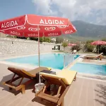 Villa Raya2 *